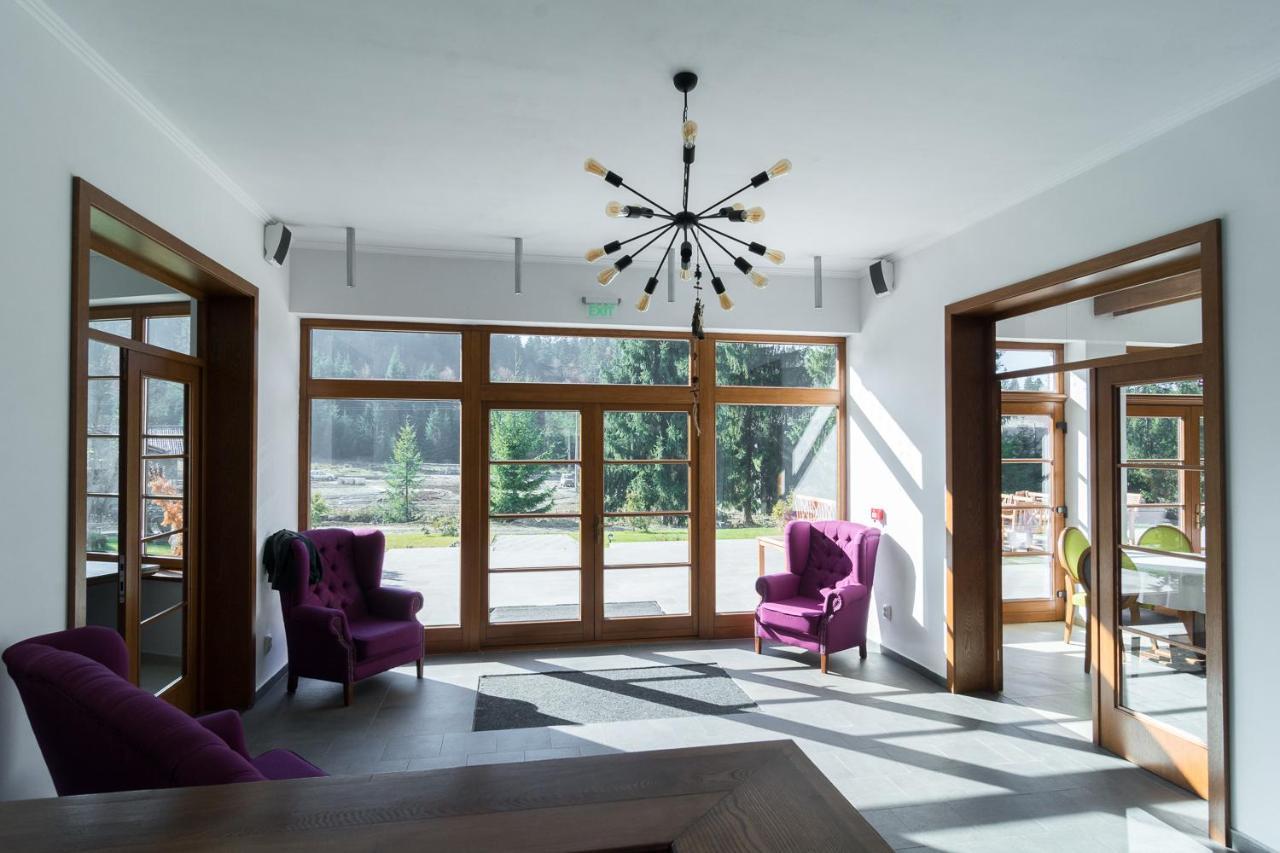 Pensiunea Izvorul Zanelor Colibiţa Exterior foto